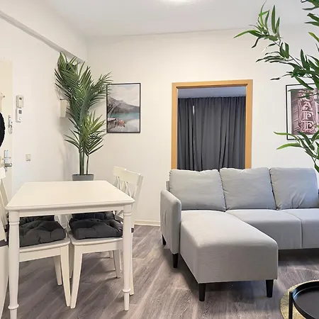 Zentrale Am Marienplatz Fuer 8 Apartment Stuttgart